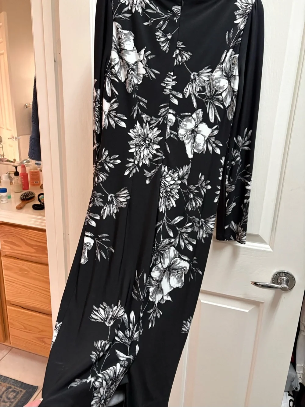 Joseph Ribkoff Black with White Floral Long-Sleeve Sheath Dress - Picture 2 of 3